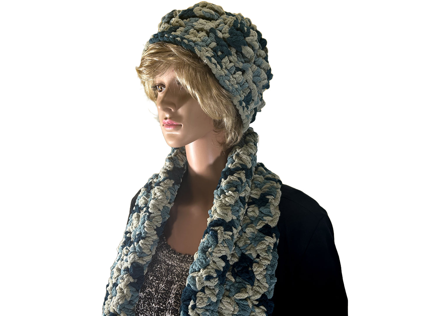 Paw Drazzel Boutique Women's Handmade, Winter Wear, Hypoallergenic, Acrylic Yarn Scarves