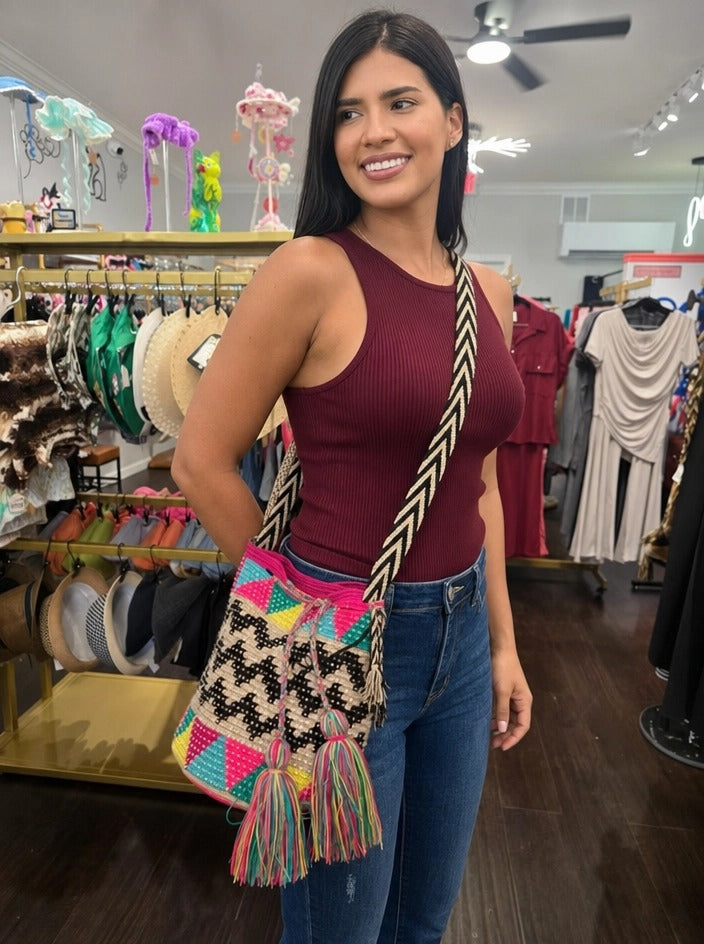 Paw Drazzel Boutique Women's, Hypoallergenic, Handmade, Versatile, Lined Interior, Wool Bucket Bag