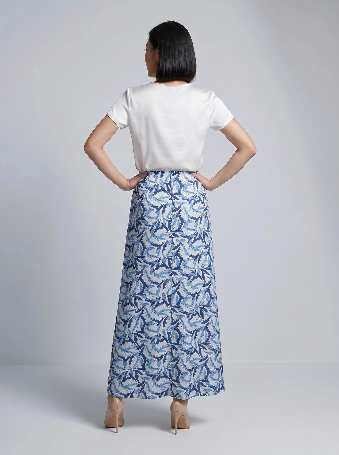 Paw Drazzel Boutique Women's Casual Wear, Tiered Construction, Flat Front Panel, Straight Hemline, Back Zipper, Straight Maxi Skirt