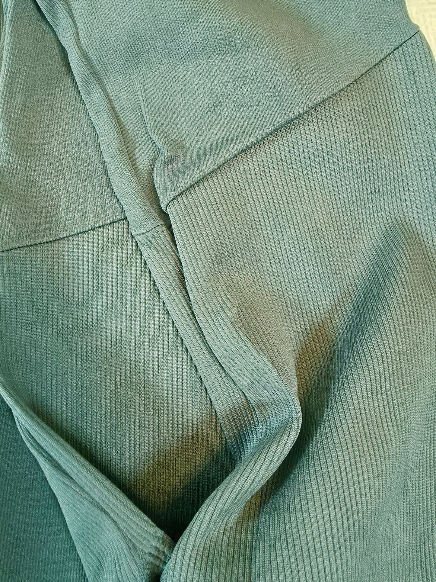 Paw Drazzel Boutique Women's Athletic Wear Long-Leg, High Waist, Scrunch Booty, Bell-Bottom Yoga Pants